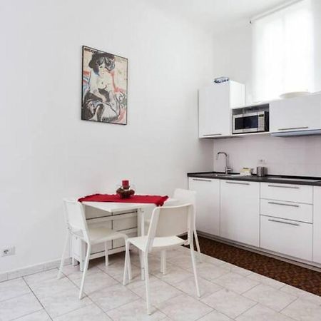 Isola And Zara Comfortable Apartment Μιλάνο Εξωτερικό φωτογραφία